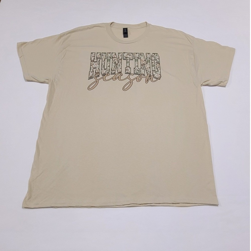 Hunting Season Camo Graphic Tee Tan Short Sleeve Women's XL Cotton T-Shirt